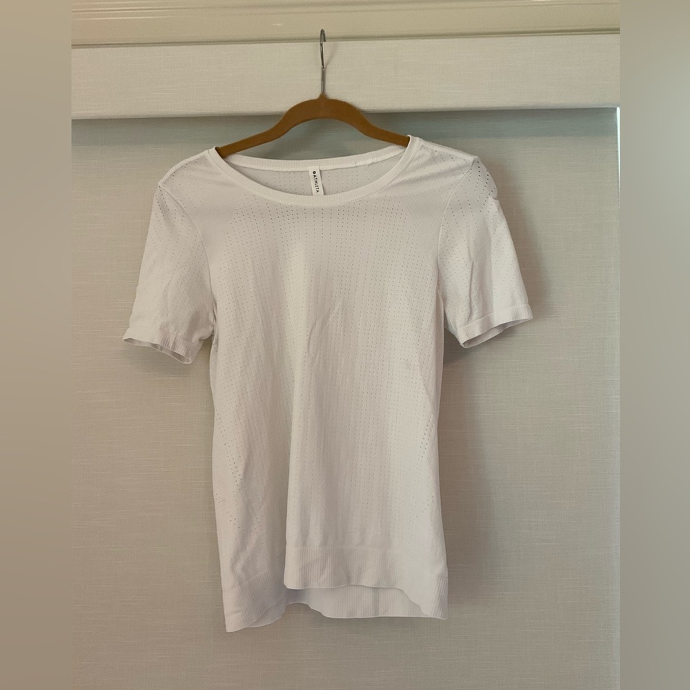 Athleta White Breathable Excersize Tee- Small